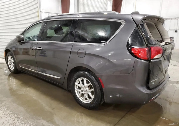 Chrysler Pacifica cena 59900 przebieg: 90606, rok produkcji 2020 z Piotrków Trybunalski małe 92